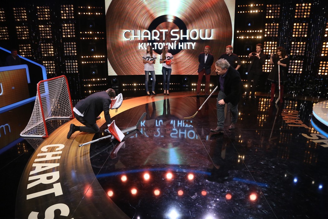 Chart Show 2 - 4