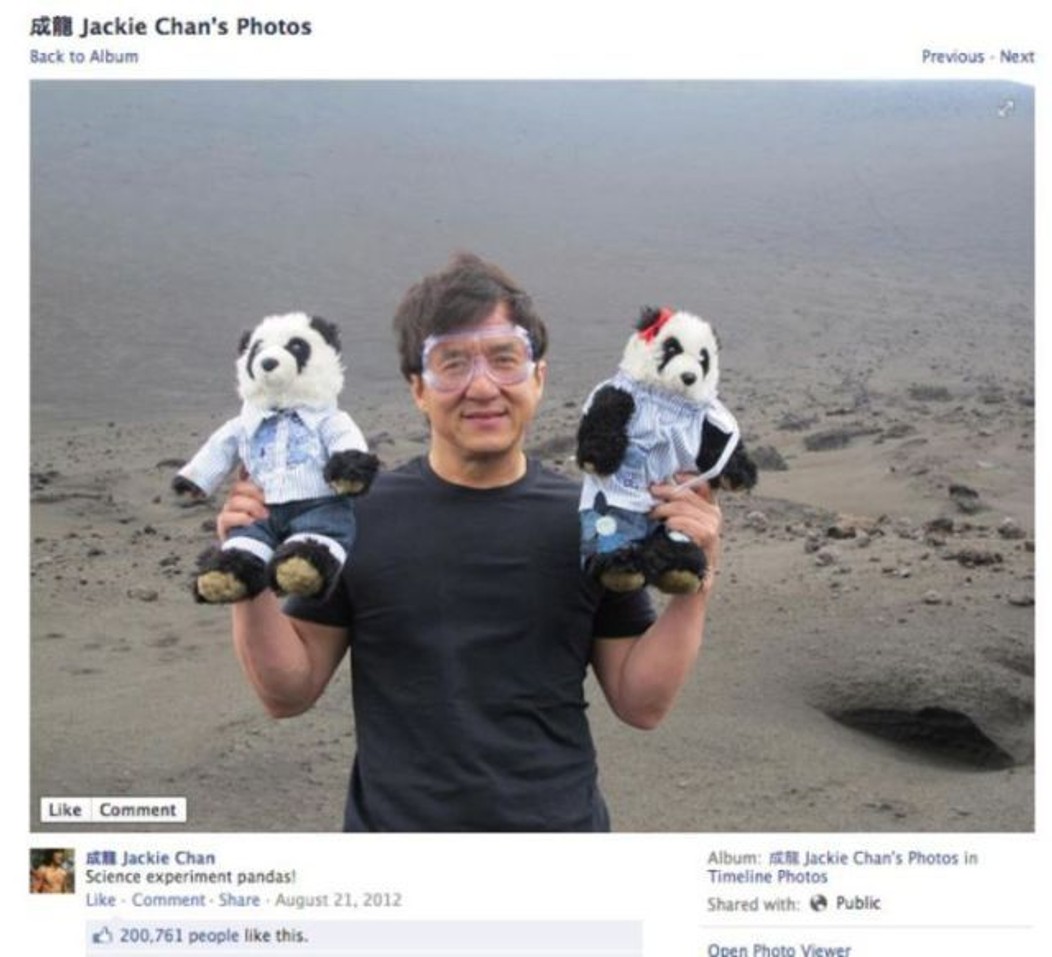 Jackie Chan na Facebooku - 30