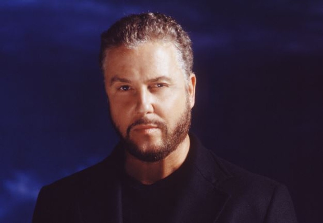 William L. Petersen