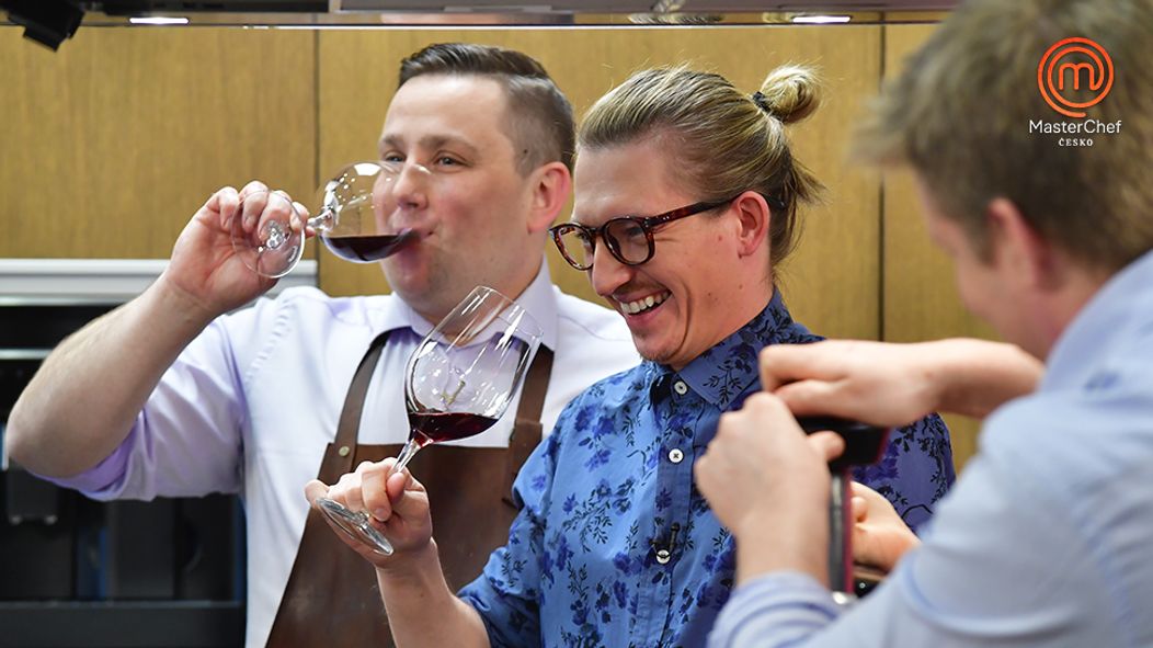 CELÝ 22. DÍL MASTERCHEFA: MasterClass Jana Punčocháře a náročný boj o postup do finále