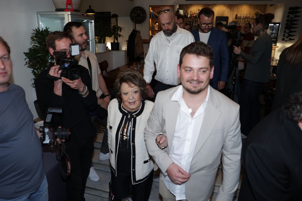 Jiřinu bohdalovou doprovázel vnuk Vojtěch Stach