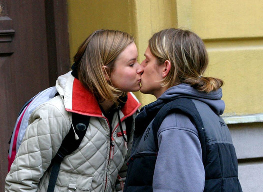 Seriál Ulice: zamilovaná Tereza Jordánová a její sprayer Štěpán Stránský