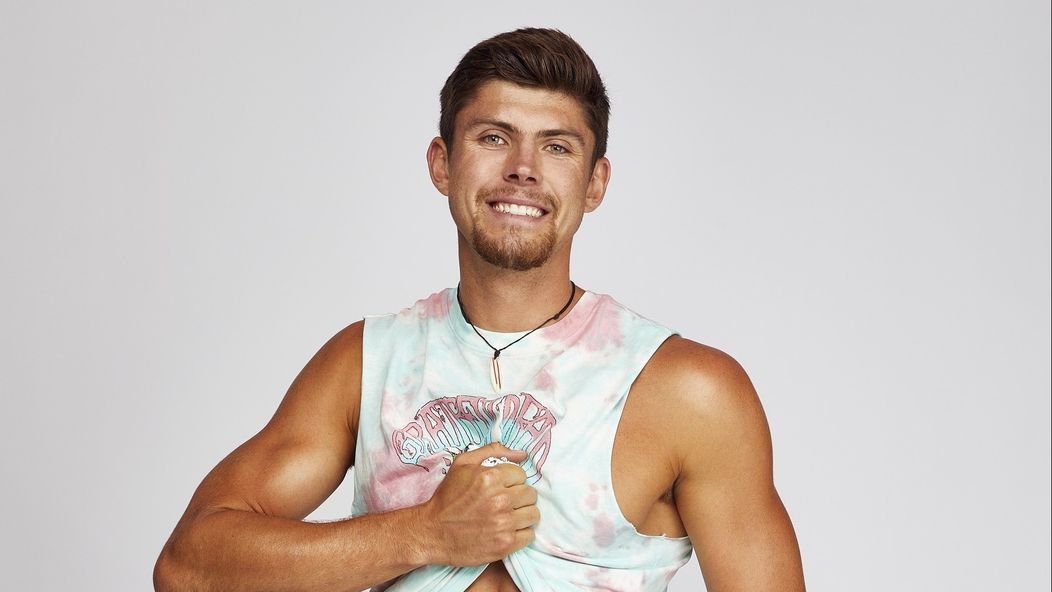 Love Island Honza 6 (cropped)