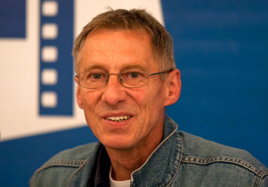 Prásk: János Bán - 2