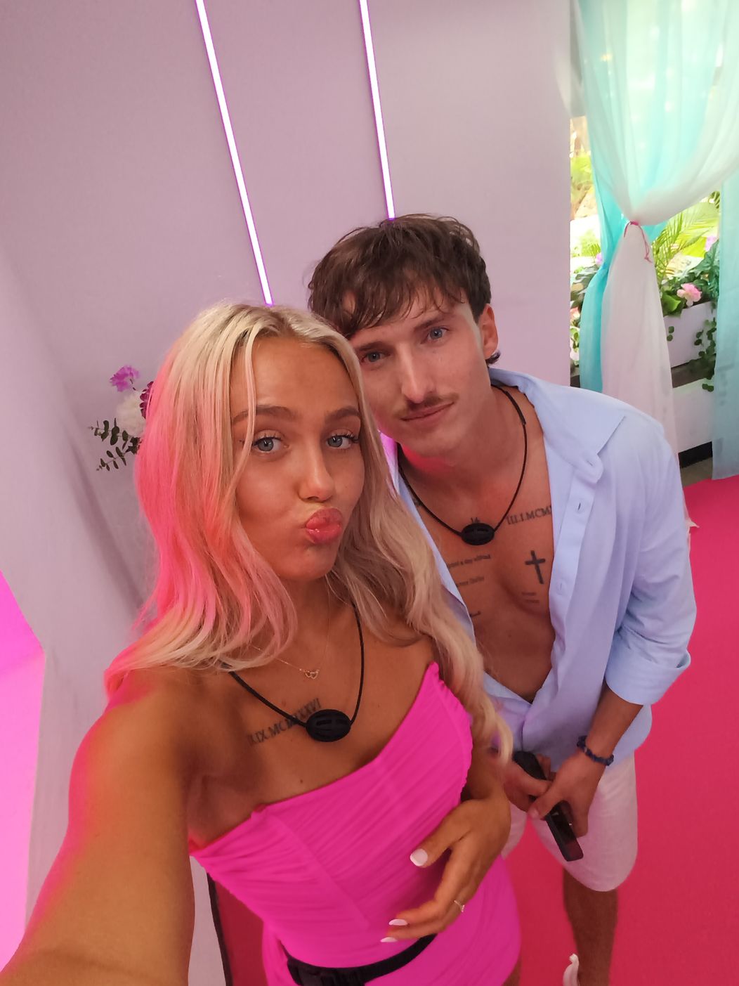 Love Island 1