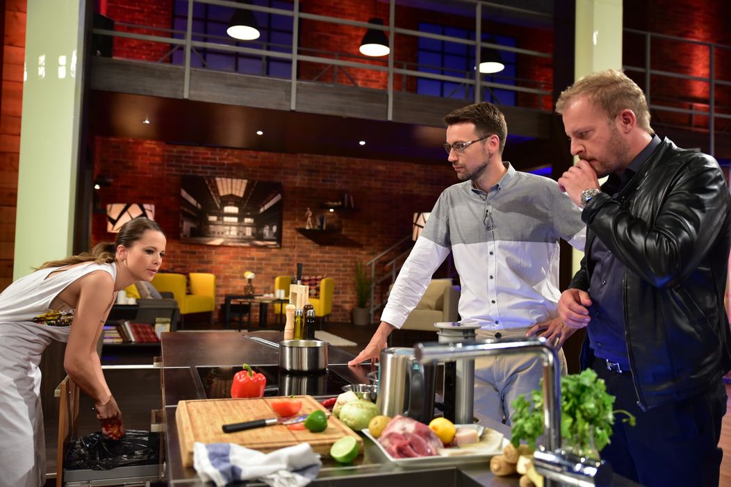 Pekelná výzva pro finalisty MasterChef Česko. Hostili nejmlsnější jazyk tuzemska: Lukáše Hejlíka! - 4