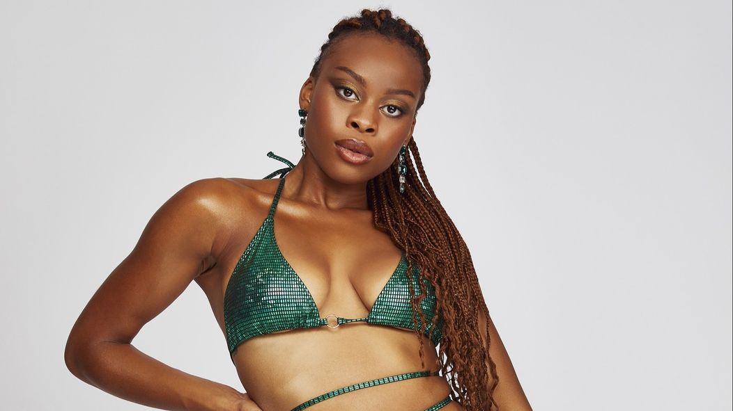 Love Island Mariam 4 (cropped)