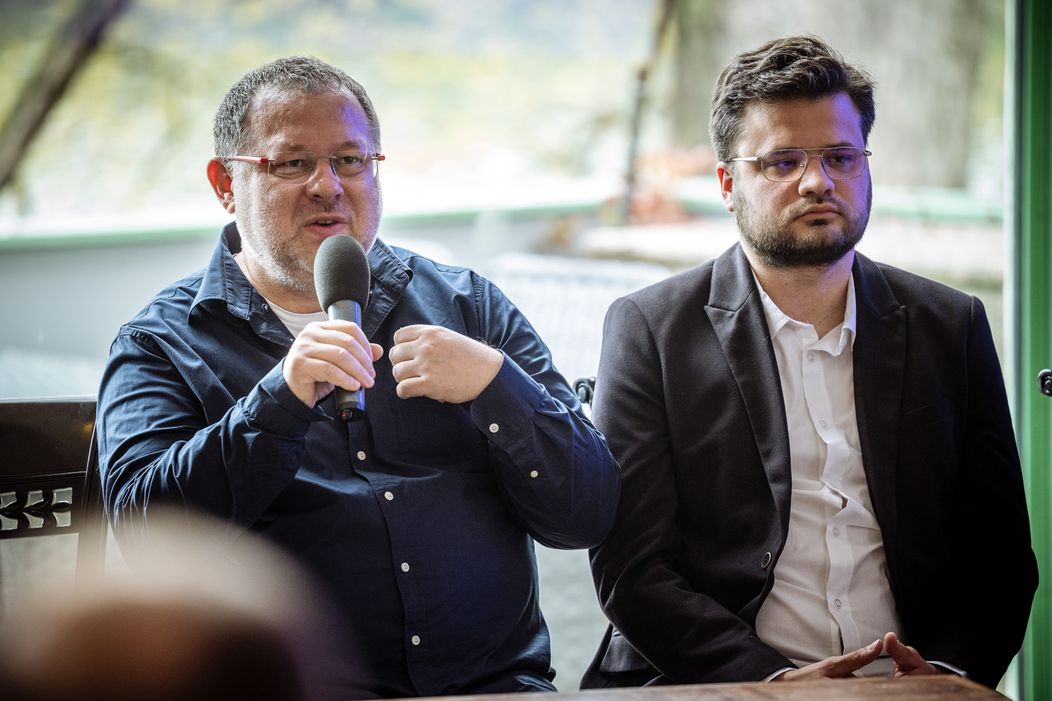 Jaroslav Kmenta novinář a spisovatel. 
