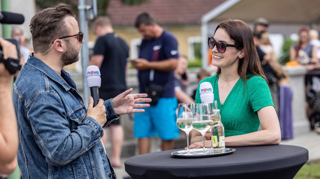 Michal Čoudek a Sarah Haváčová na Dni s Novou v Chlumu u Třeboně