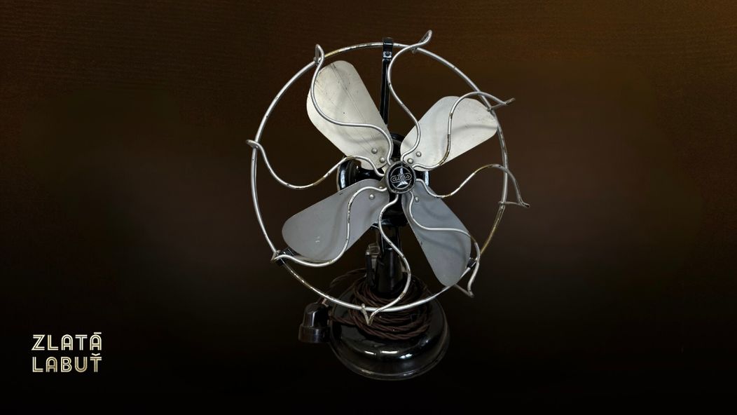 Zlatá labuť-dobový ventilátor