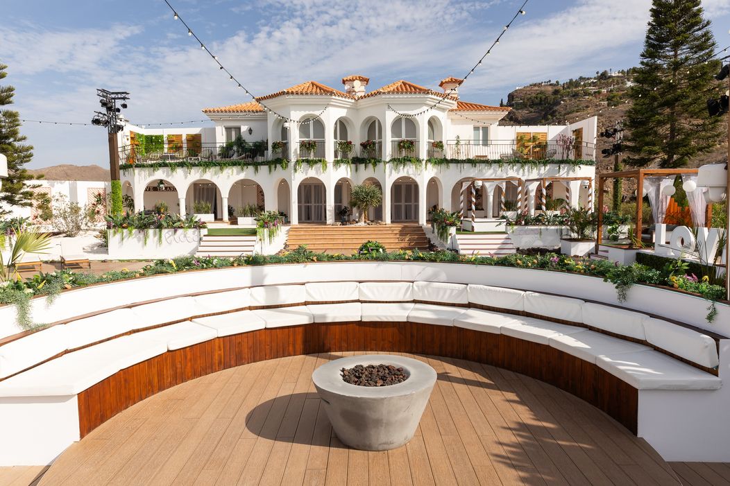 Love Island Vila (1)