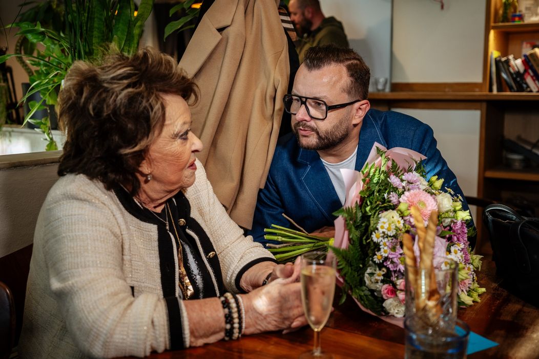 Mmichal Čoudek popřál na premiéře Jiřině Bohdalové