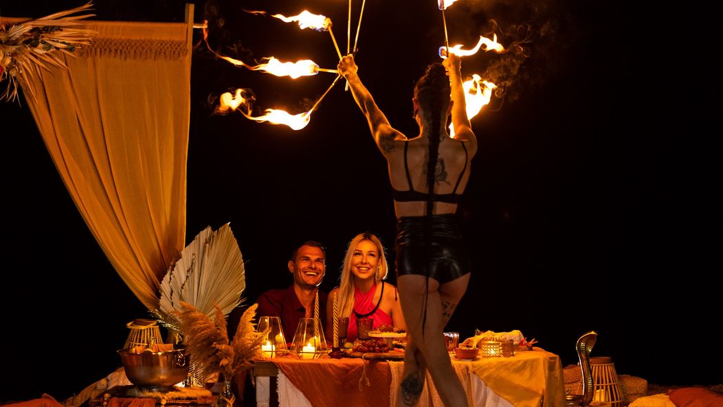 Love Island - Martin a Lucia ohňová show