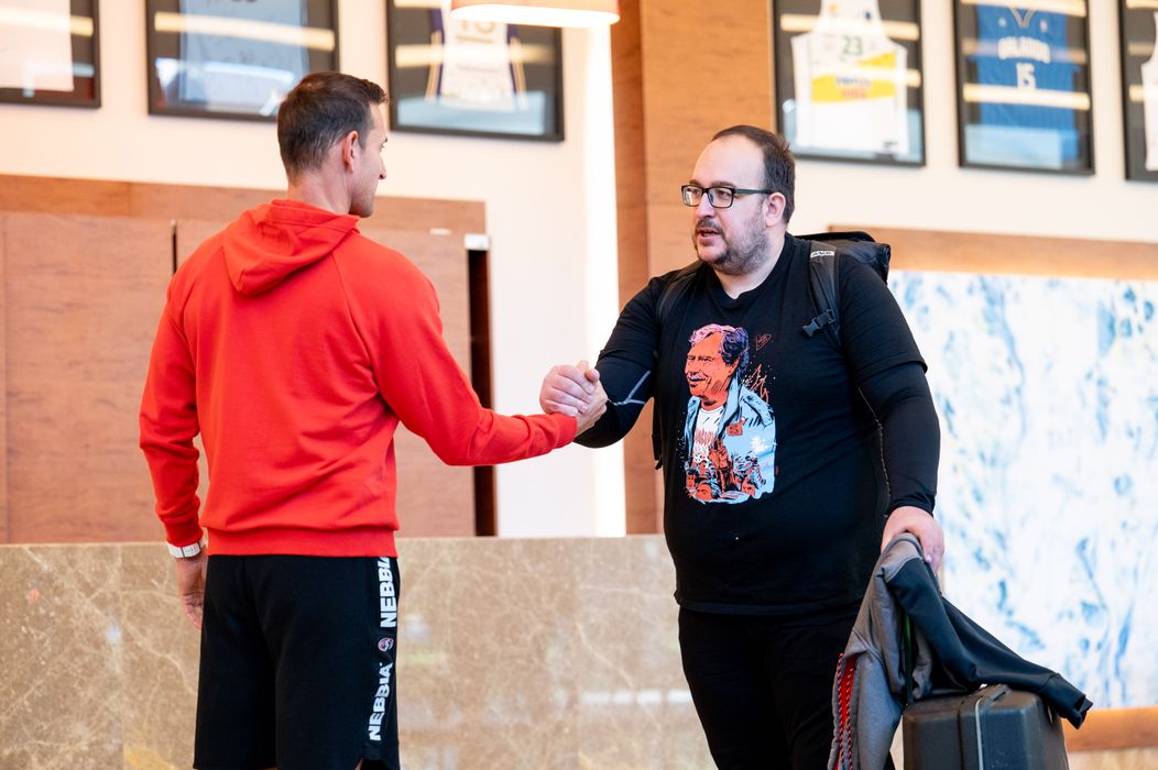 Sympatický, komunikativní a věčně usměvavý osmatřicetiletý Marek Vala má za sebou šest intenzivních let práce v oblasti bezpečnosti a obrany Česka