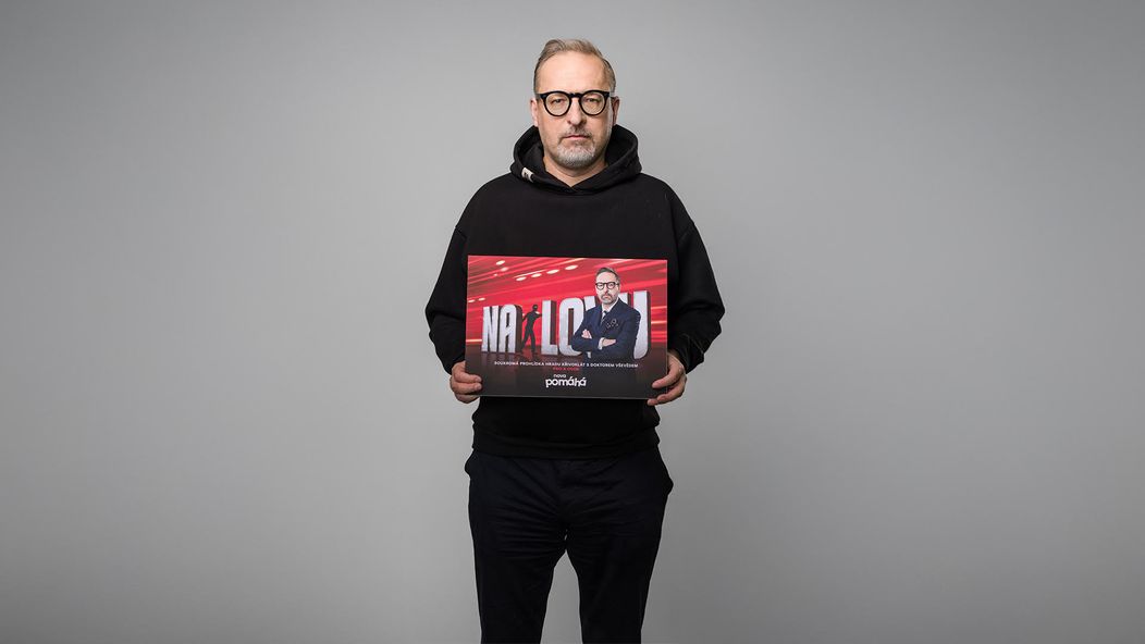 Vševěd - dražba mikiny od TMBK pro organizaci Patron dětí