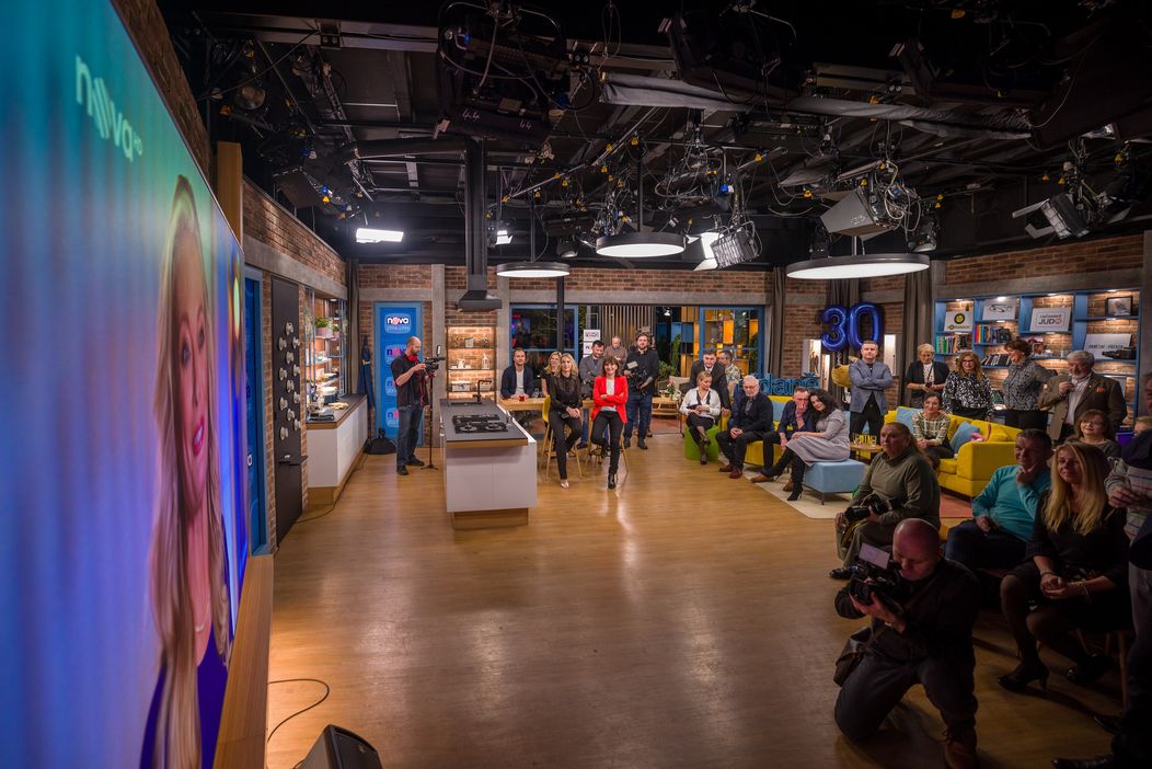 Neděle se nesla ve znamení oslav narozenin TV Nova.