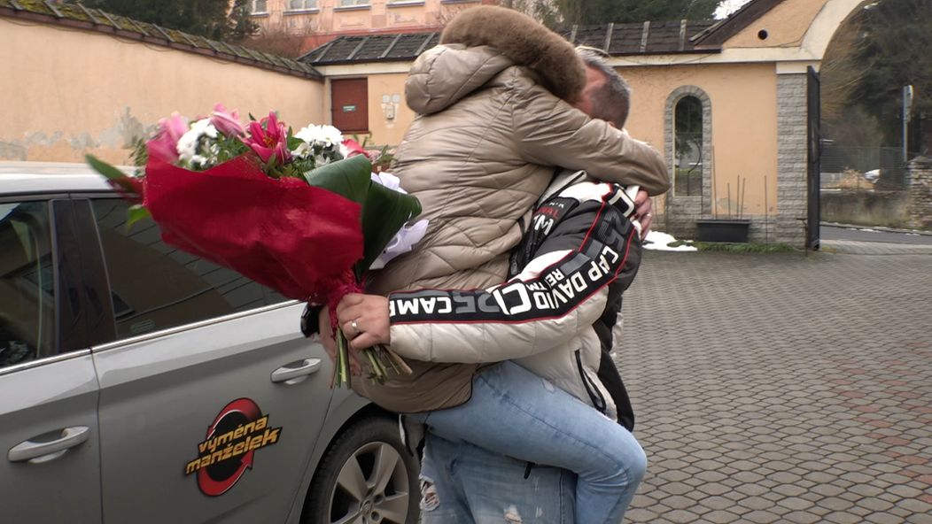 Výměna manželek - 4 díl, 19 série (15)