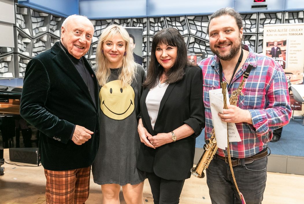 Felix Slováček, Anna Slováčková, Dagmar Patrasová a Felix Slováček ml.