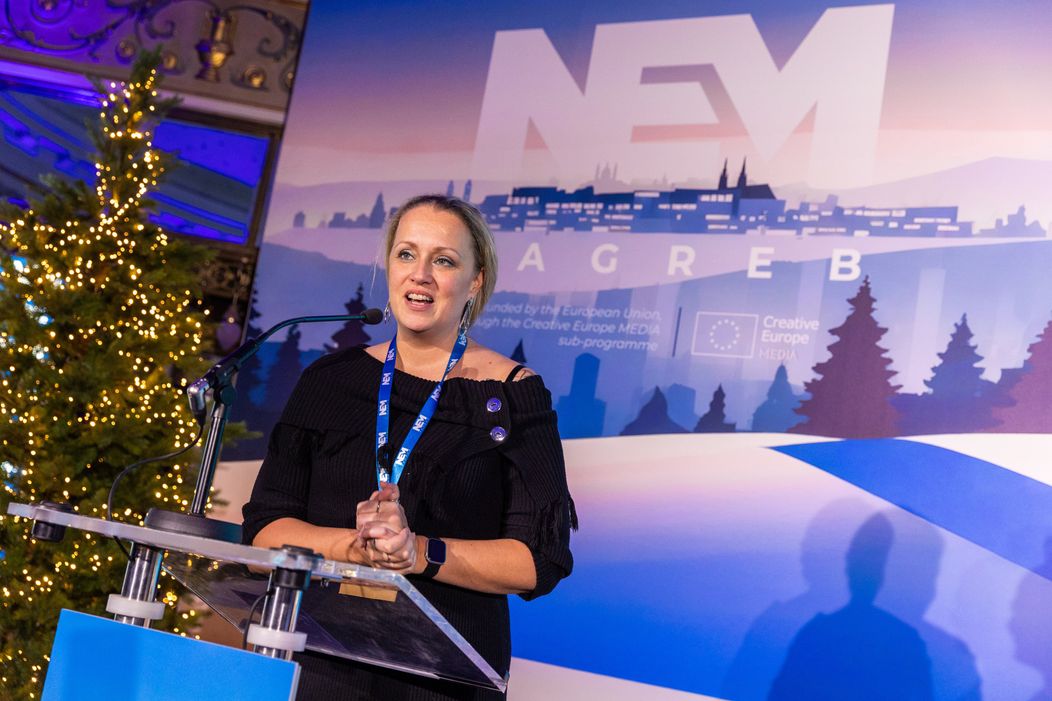 Kreativní producentka TV Nova a Voyo.cz Lenka Szántó převzala v Záhřebu prestižní NEM Awards 2024
