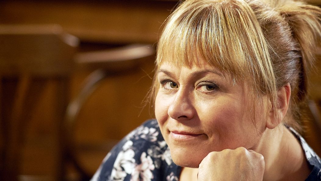 Seriál Ulice: Pavla Tomicová jako Simona Hložánková