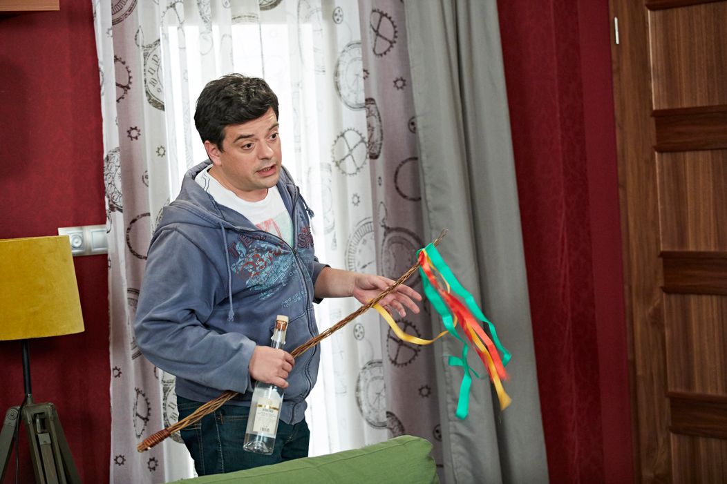 Velikonoce v Ulici: Otík s pomlázkou
