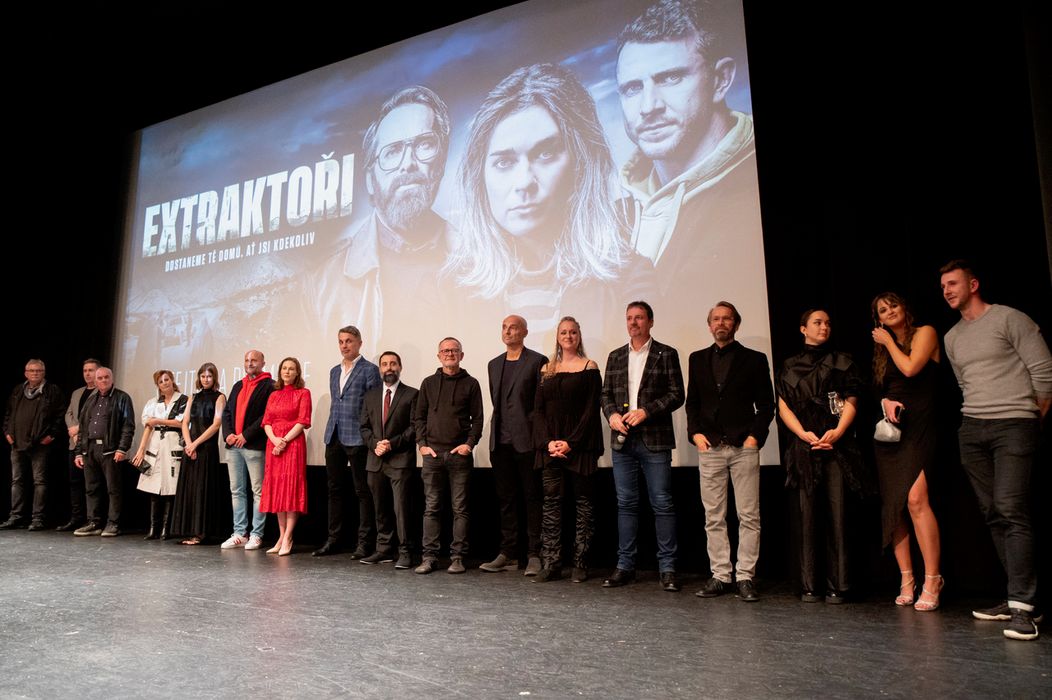 Uvedení nového 6dílného špionážního thrilleru Extraktoři