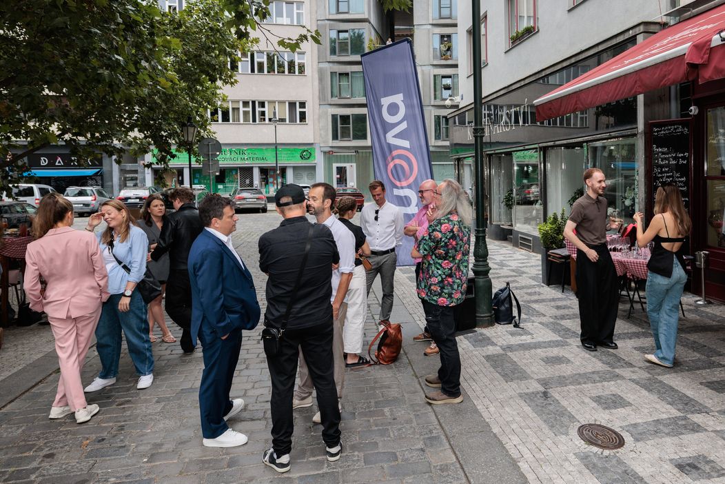 Na oslavu se sjíždějí první osobnosti