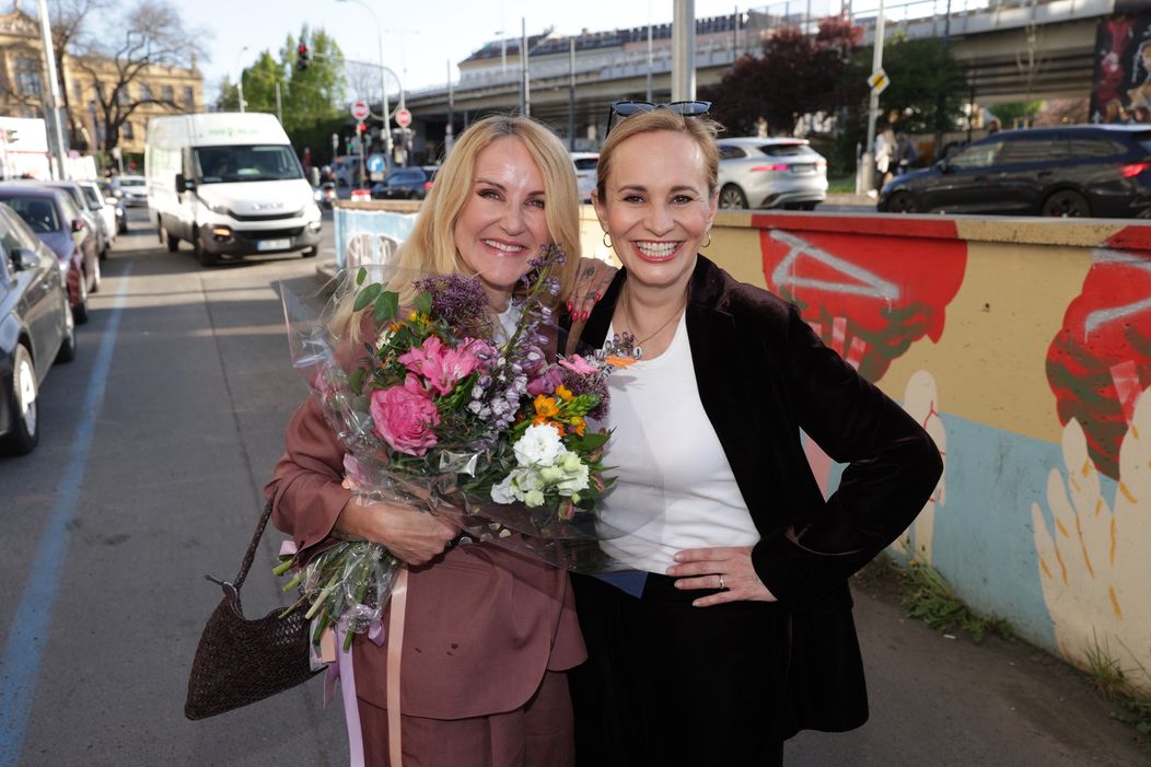 Vendula Pizingerová a Monika Absolonová
