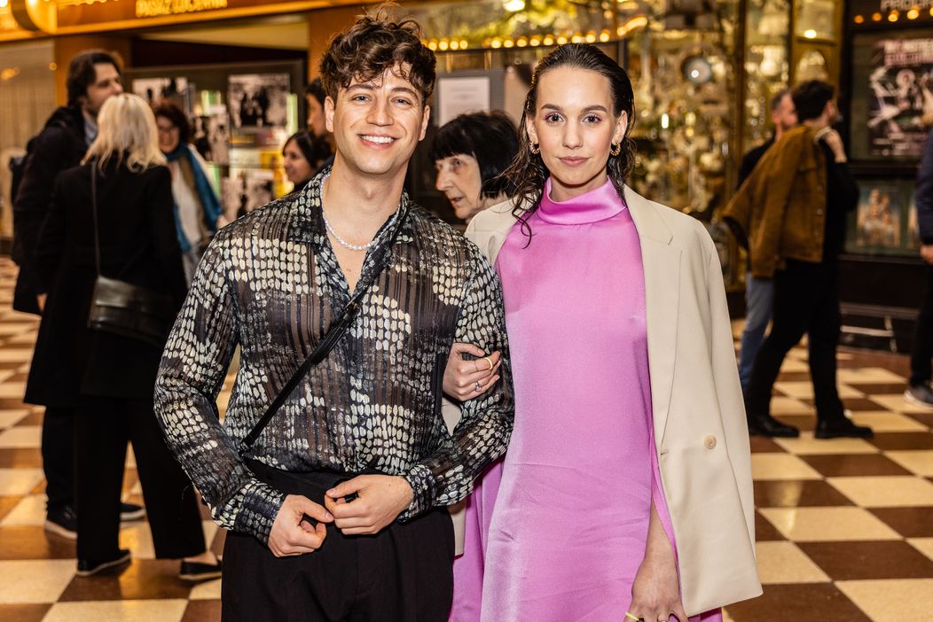 Premiéra druhé řady minisérie Iveta: Milan Peroutka a Michaela Tomešová