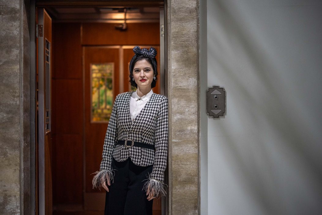 Kristýna Ryška v ateliérech Zlaté labutě