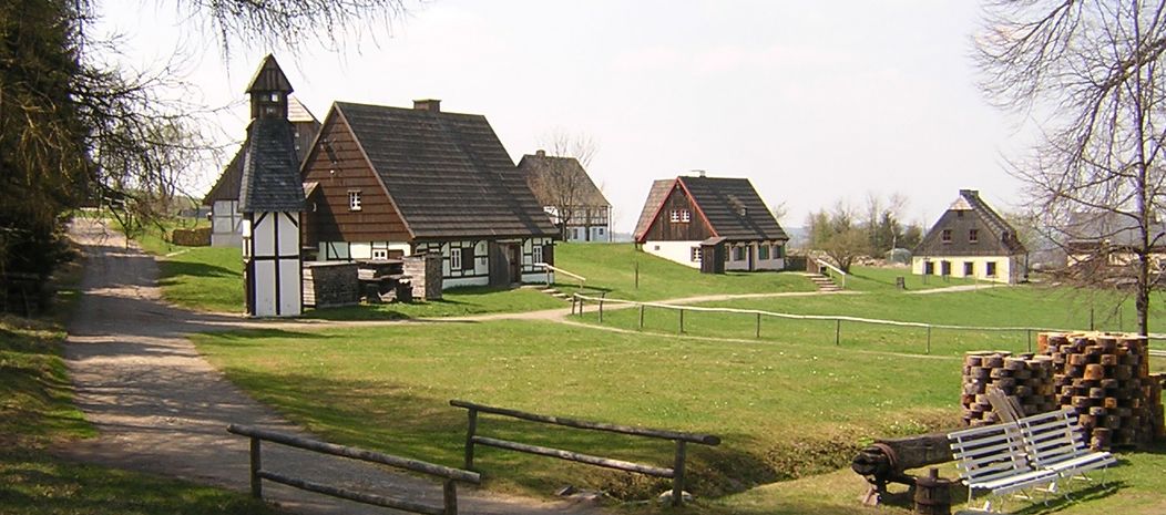 FLM Dorf, Tolksdorf-Bilz