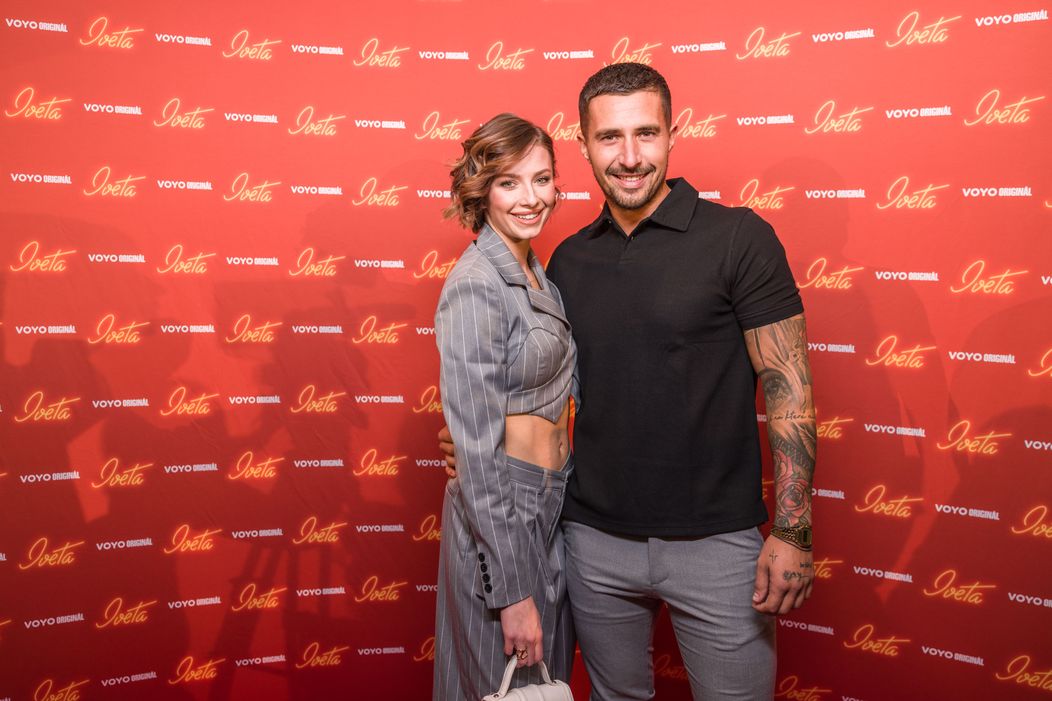 Premiéra druhé řady minisérie Iveta: Laura Chrebetová a Martin Kulhánek