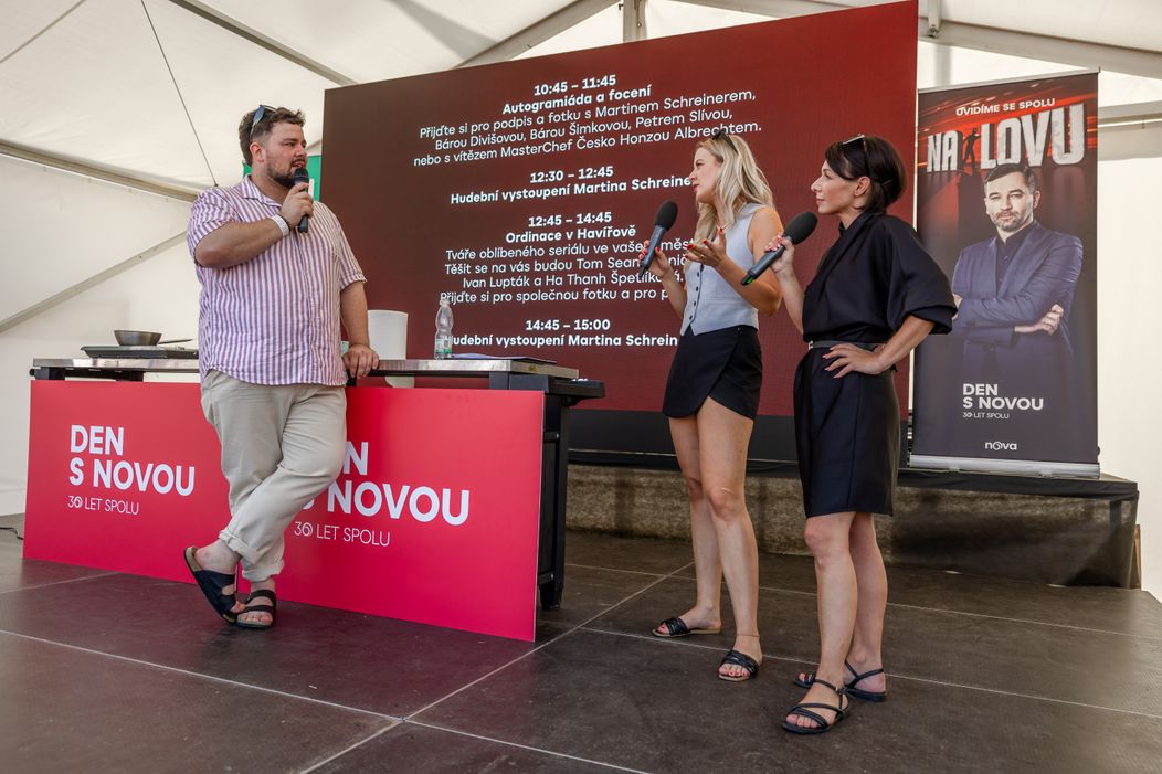 Martin Schreiner, Barbora Šimková a Bára Divišová na Dni s Novou v Havířově