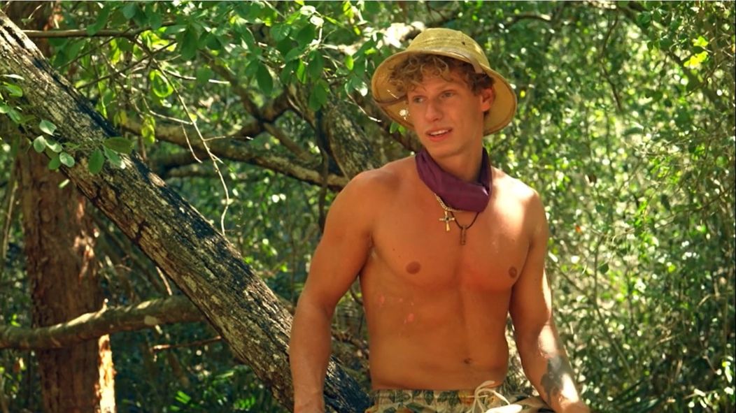 Survivor - Pája (cropped)