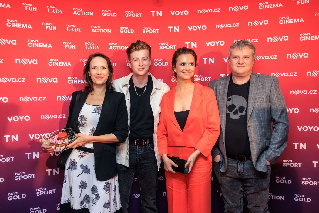 Tisková konference TV NOVA: Herci z Jedné rodiny