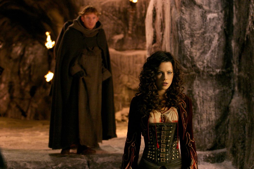 Van Helsing - 8