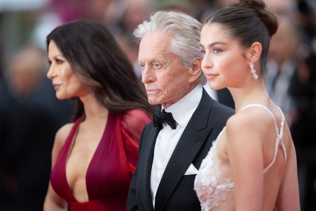 Carys Zeta Douglas, Michael Douglas a Catherine Zeta-Jones 2