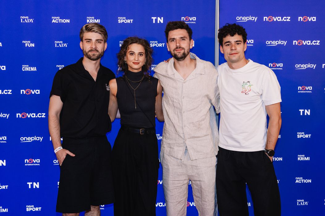 Marek Lambora, Michaela Petřeková, Václav Matějovský a Filip Březina - herci ze seriálu Boží plán