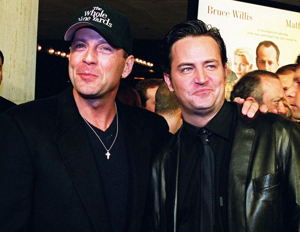 Bruce Willis a Matthew Perry, 17. 2. 2000