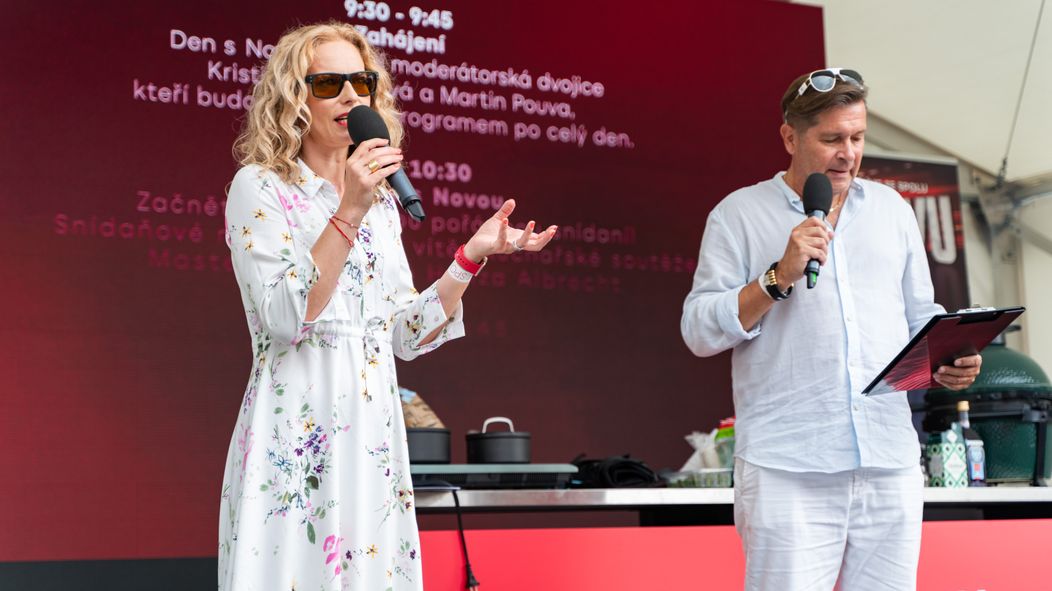 Kristina Kloubková a Martin Pouva na Dni s Novou v Hradci Králové