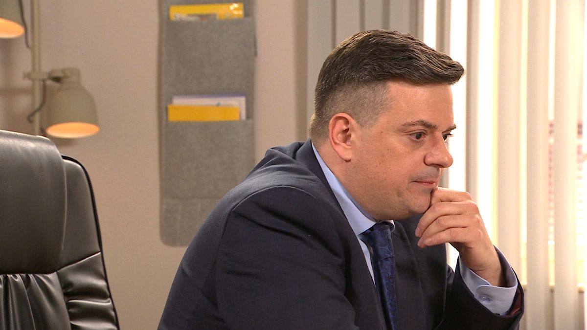 Otík má v Ulici podezření. Za drogami stojí Kádrovci
