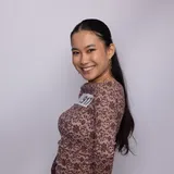 Yen My Hoang