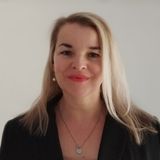 Petra Holakovská