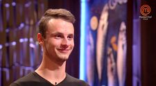 VIDEO: Vaří jen šesti prsty, přesto chce být MasterChefem