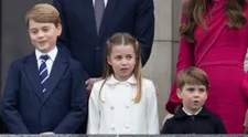 Tajné akce královské rodiny. S kým tráví čas princátka George, Charlotte i Louis?