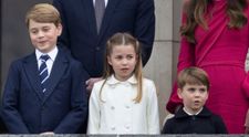Tajné akce královské rodiny. S kým tráví čas princátka George, Charlotte i Louis?