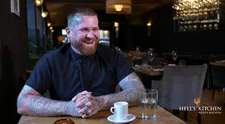 Daniel z Hell’s Kitchen se stal otcem. Holčička na svět pospíchala