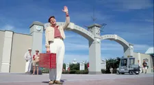 Jim Carrey žije v Truman Show pod drobnohledem televizních diváků