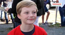 Skejt na nataženou kůži?! U Švarců se řeší tetování a představitel Huga odzbrojí. VIDEO