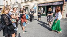 Herci Ulice překvapili fanoušky během prohlídky ateliérů, kde se seriál už 18 let natáčí